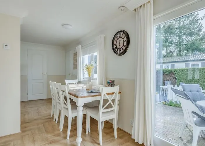 De Grutto 5pers Veluwe Chalé *